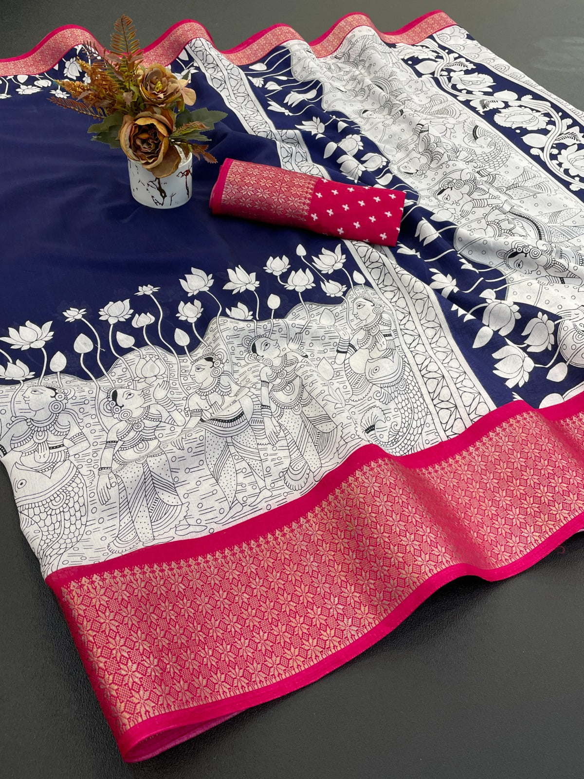 Royal Dola Silk Kalamkari Saree with Heavy Jacquard Border β Premium Ethnic Wear!