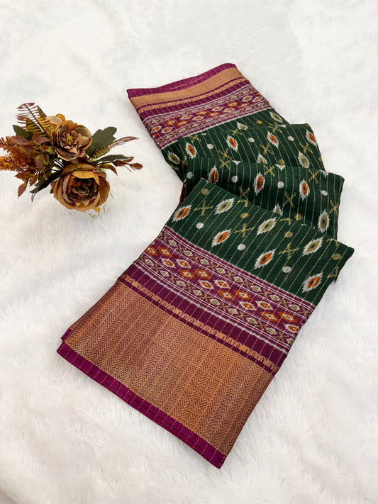 Dola Jaquard Jari Lining Woven Printed Saree With Blouse