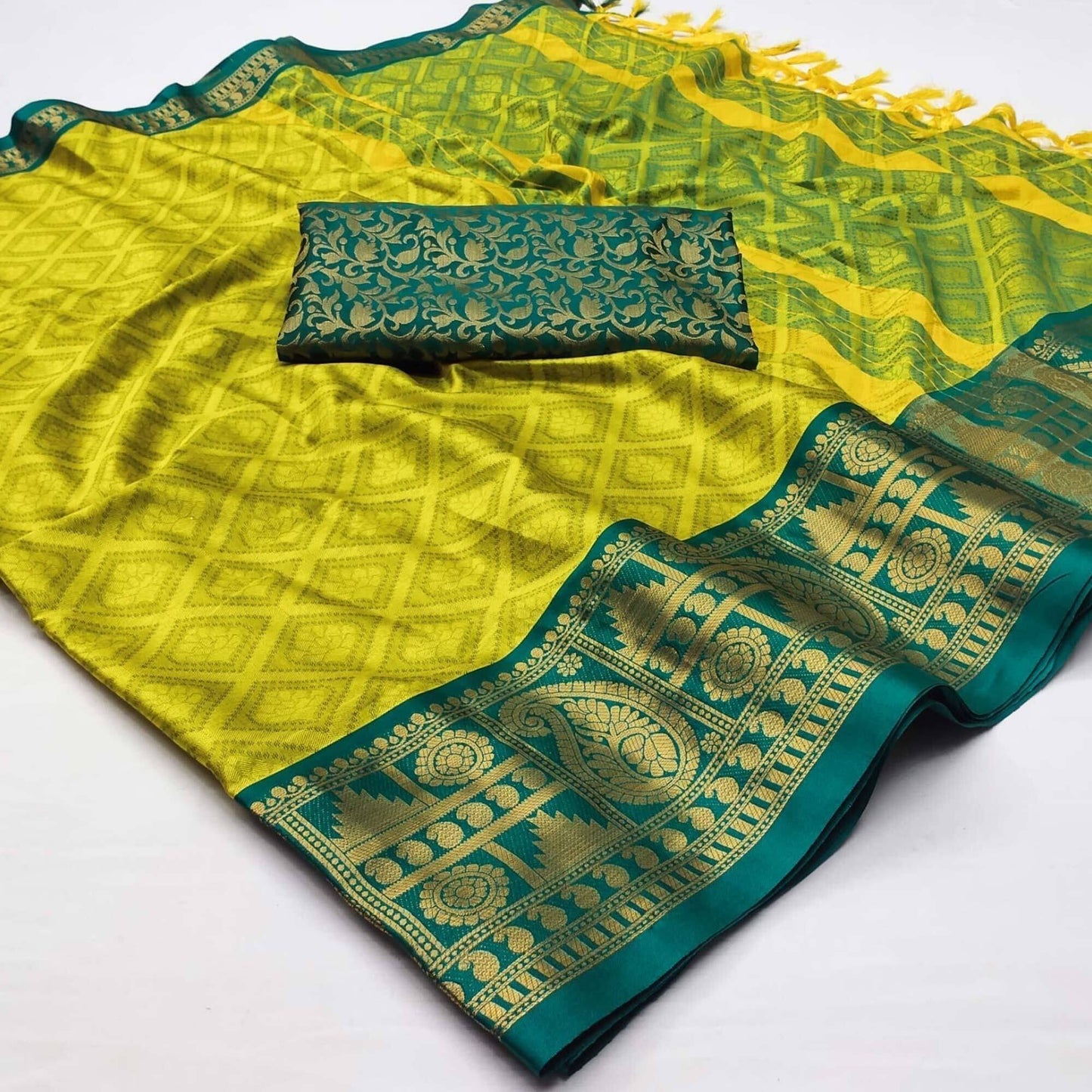 Woven Cotton Silk Saree With Tassels