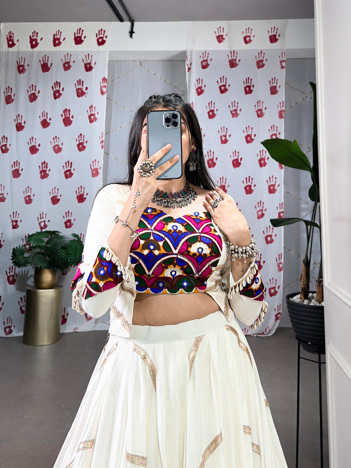 White Navratri Chaniya Choli for Women with Gamthi Work, Full Stitch Lehenga Choli for Navratri, Women Garba Dresses, Festival Outfit