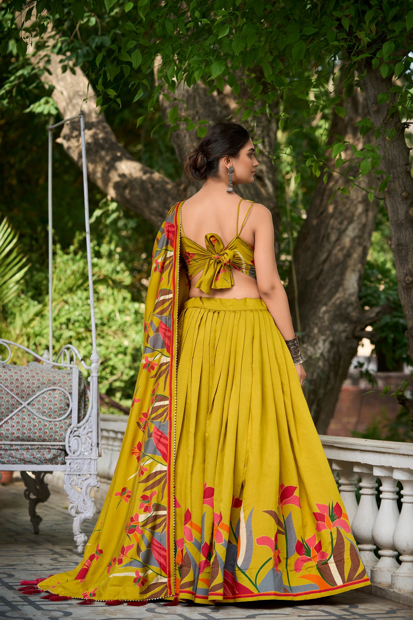 Elegant Floral Print Lehenga Choli with Dupatta Floral Ethnic Lehenga Set – Perfect for Celebrations & Occasions
