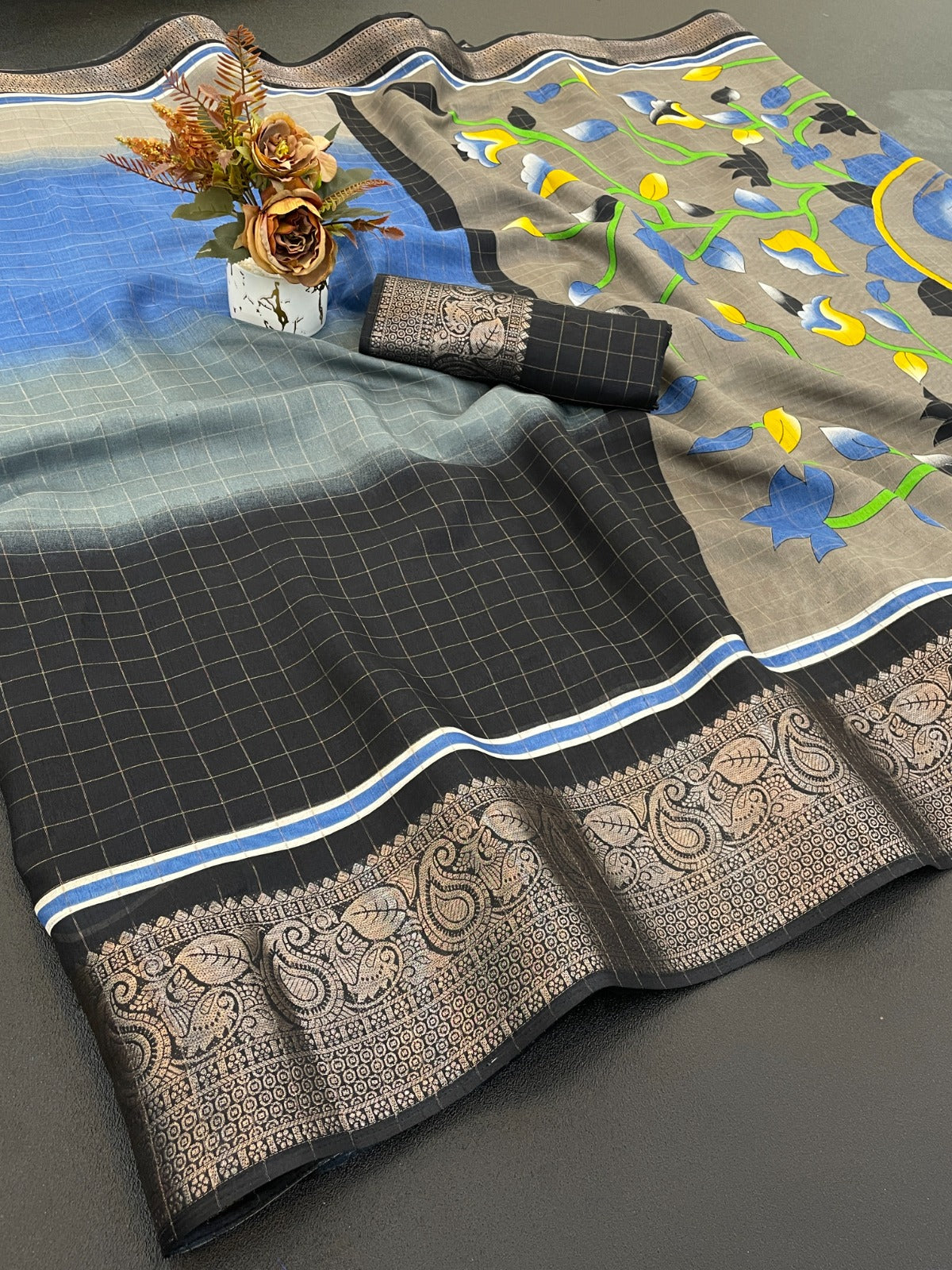 Beautiful rekko silk sarees with all over floral design along with contrast weaving border