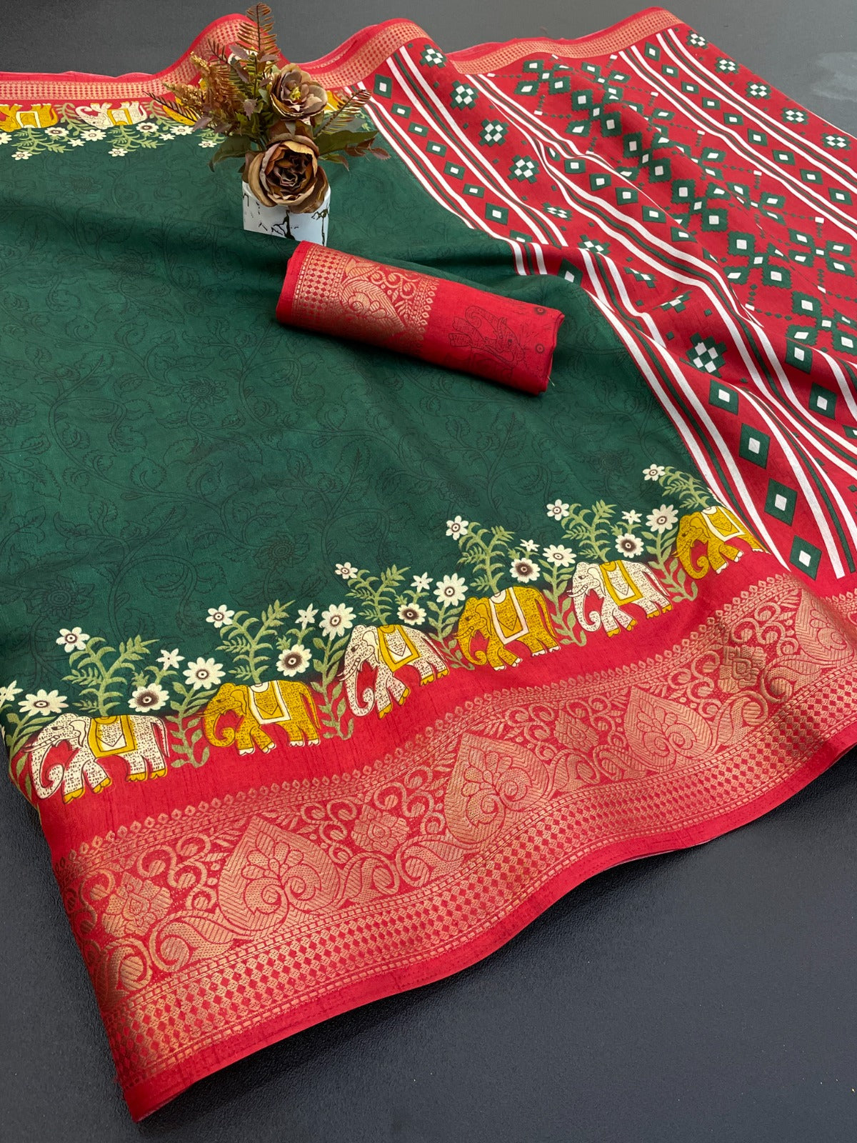 Dola silk soft smooth saree with beautiful design…