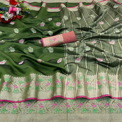 Banarasi Silk Saree for Women with Trendy Wedding Style in Cotton, Fancy, Art Silk, and Soft Silk Blend Maroon Saree