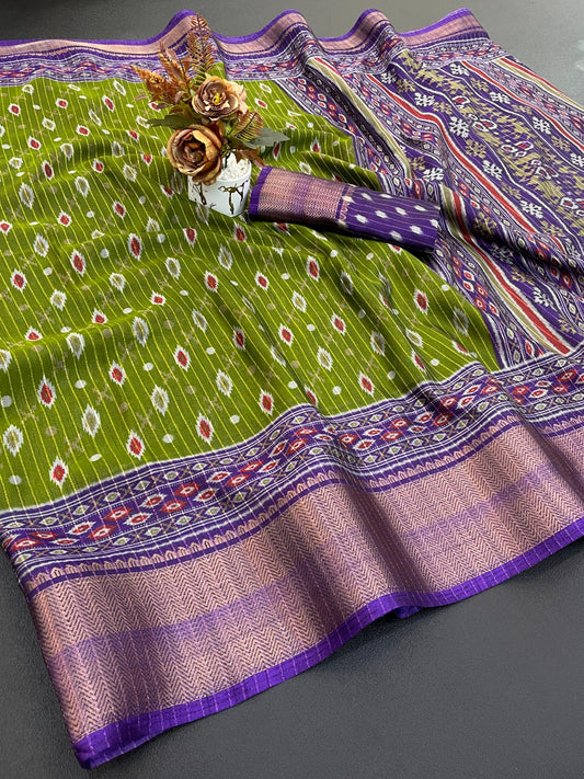 Dola Jaquard Jari Lining Woven Printed Saree With Blouse