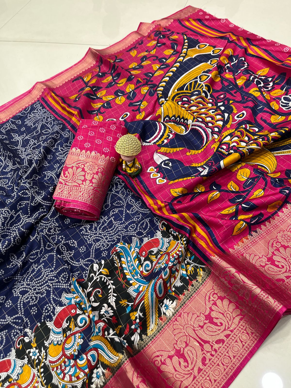 Dola Silk Saree With Jacquard Gap Bodar desain print