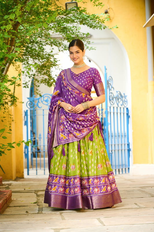 DEIANA'S Jacquard With Jari Lining With Print Lehenga Choli