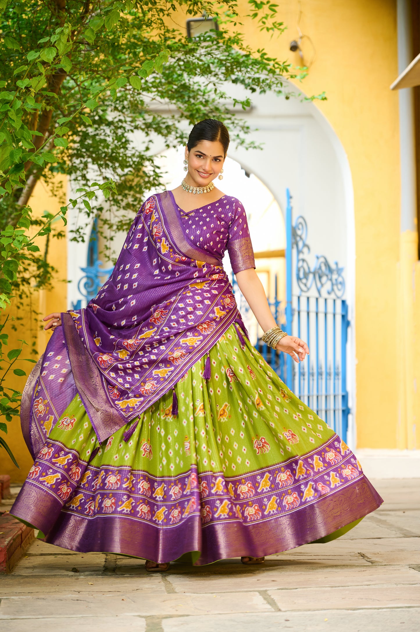 DEIANA'S Jacquard With Jari Lining With Print Lehenga Choli