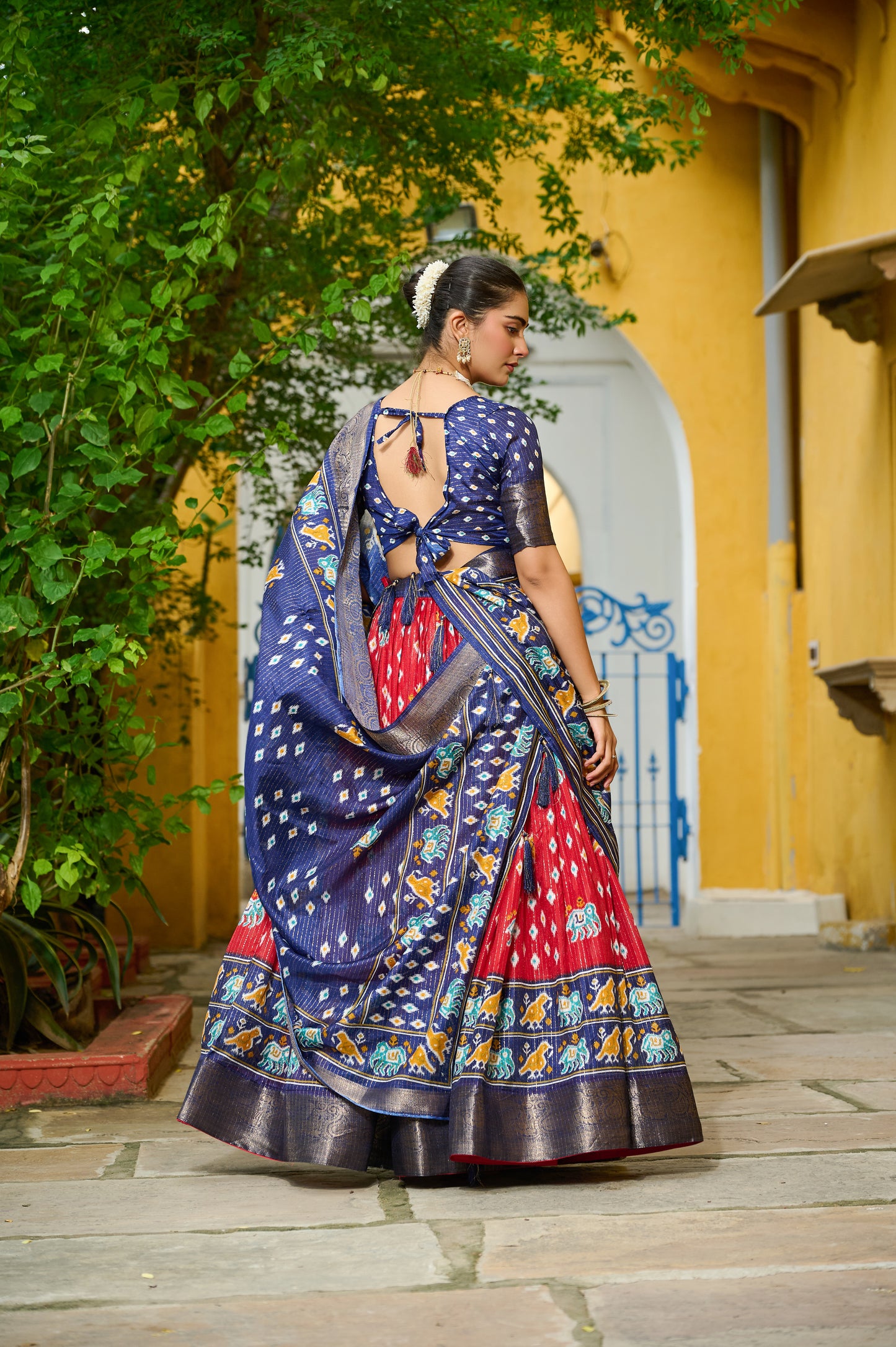 DEIANA'S Jacquard With Jari Lining With Print Lehenga Choli