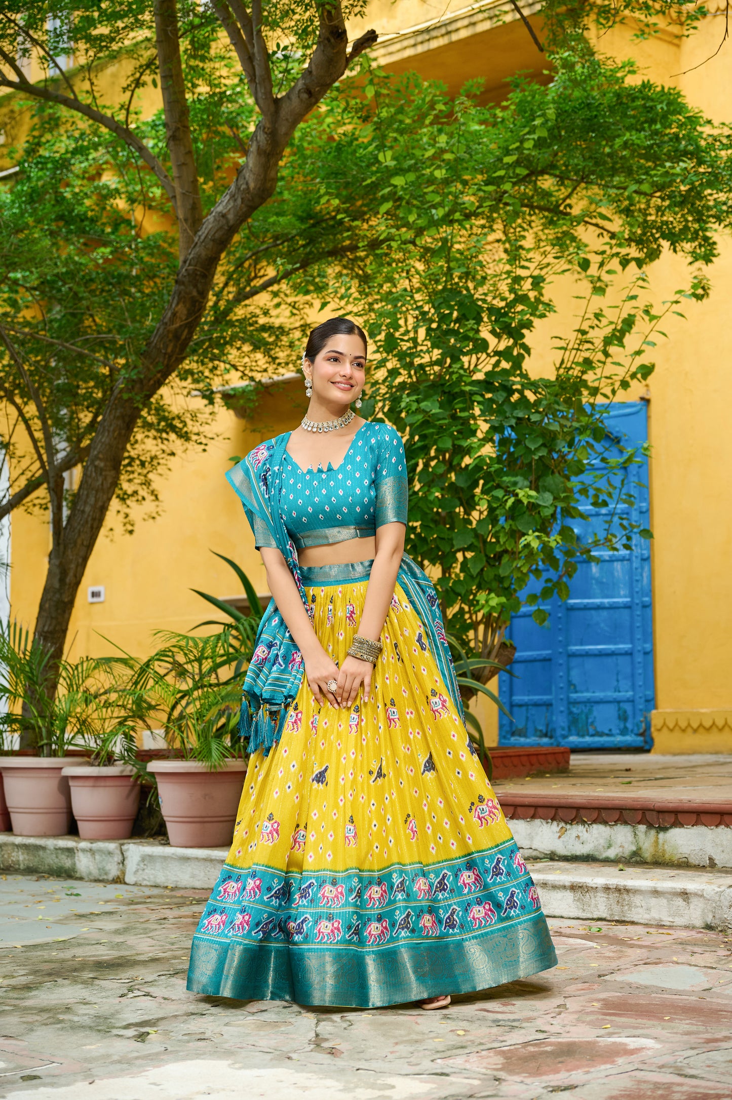 DEIANA'S Jacquard With Jari Lining With Print Lehenga Choli