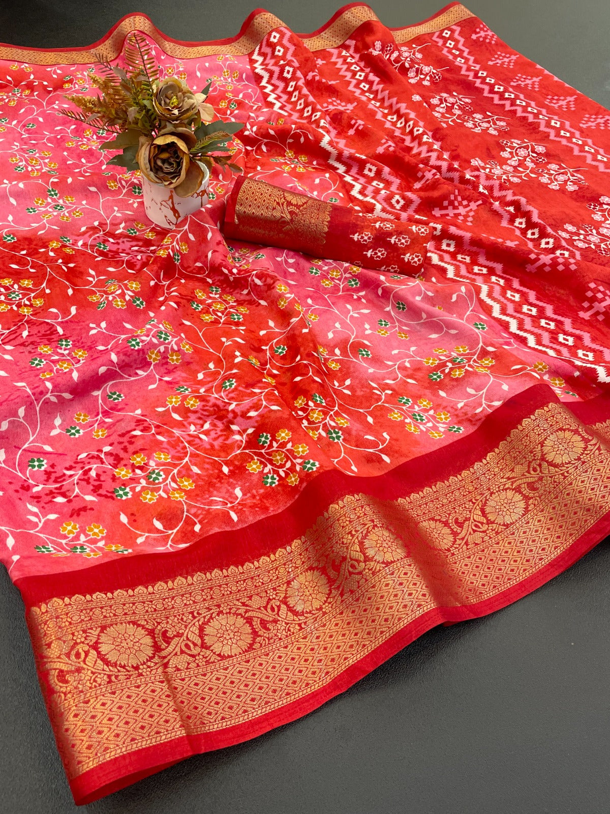 Dola Silk Jaquard Border Printed Saree With Blouse