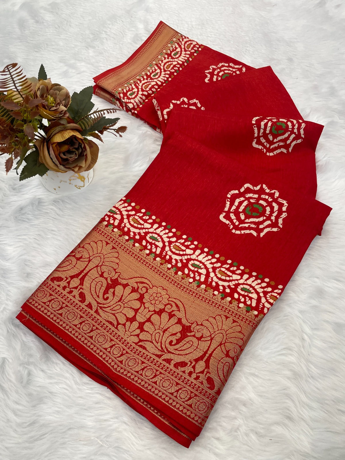 Dola Jaquard Woven Printed Saree With Blouse