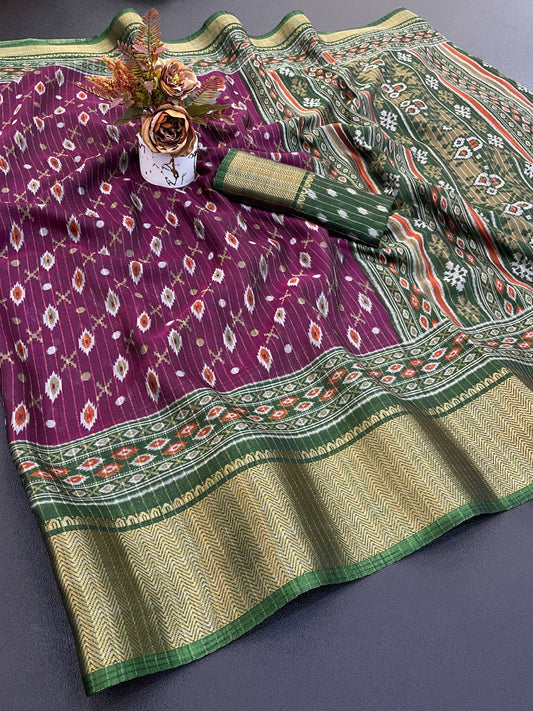 Dola Jaquard Jari Lining Woven Printed Saree With Blouse