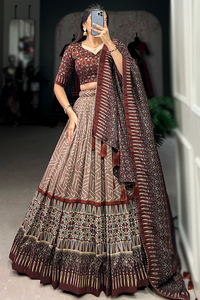 Elegant Tussar Silk Lehenga Choli with Bandhani & Patola Print